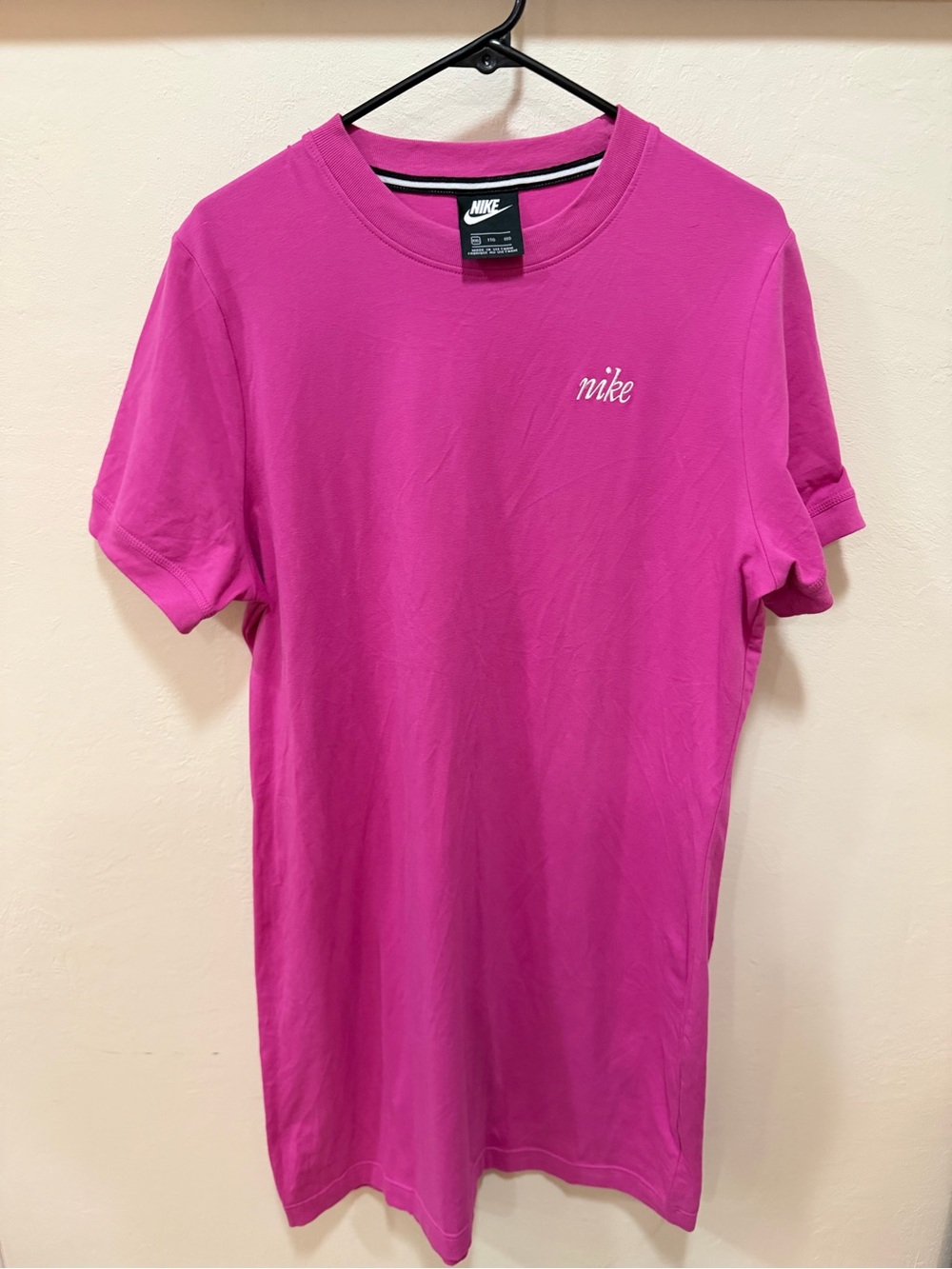Nike Women’s Bright Fuchsia Short-Sleeve Logo Tee Nightgown